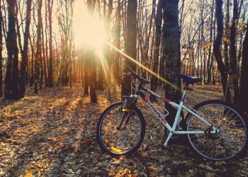Őszi-téli kerékpáros ruházat a zimankó ellen